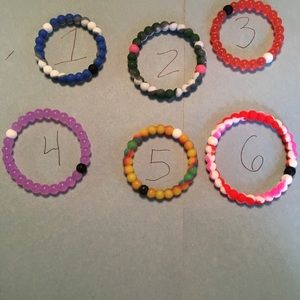 BEADED SILICONE,BRACELET WITH OR WITHOUT CHARM